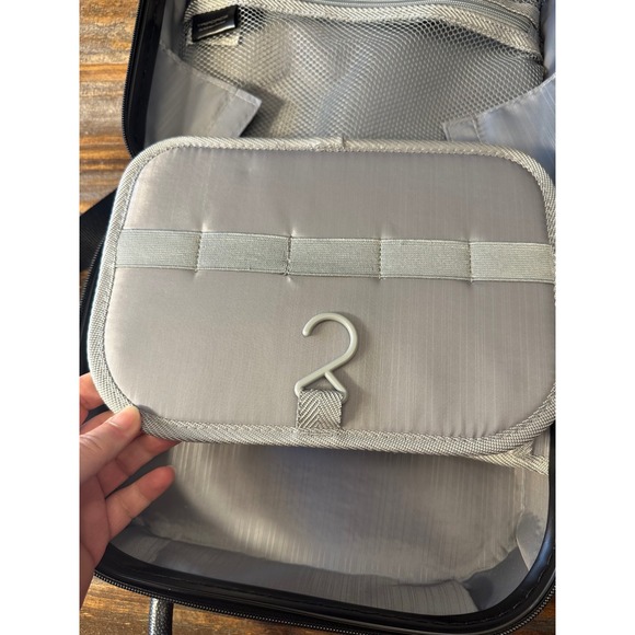 TRIFORCE‎ Marble Vanity Travel Case Cosmetic Bag Makeup Train Case w Strap - Picture 10 of 16